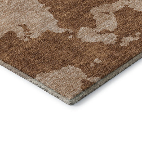 HomeRoots 8' Washable Terra Cotta & Beige Abstract Round Rug with UV Protection for Indoor & Outdoor Use 677061