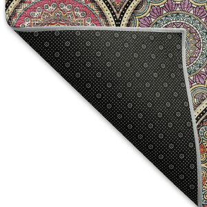 HomeRoots 8' Washable Round Rug in Bold Black, Purple & Pink Ogee Design with UV Protection & Stain Resistance 677067