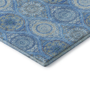HomeRoots 5' Ogee Area Rug in Denim Blue, Ivory & Gray - Washable, Stain-Resistant, UV Protected for Homes 677072