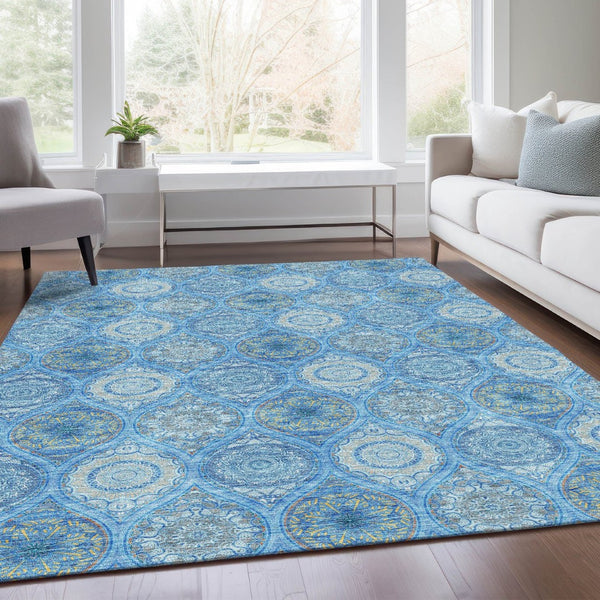 HomeRoots 5' Ogee Area Rug in Denim Blue, Ivory & Gray - Washable, Stain-Resistant, UV Protected for Homes 677072