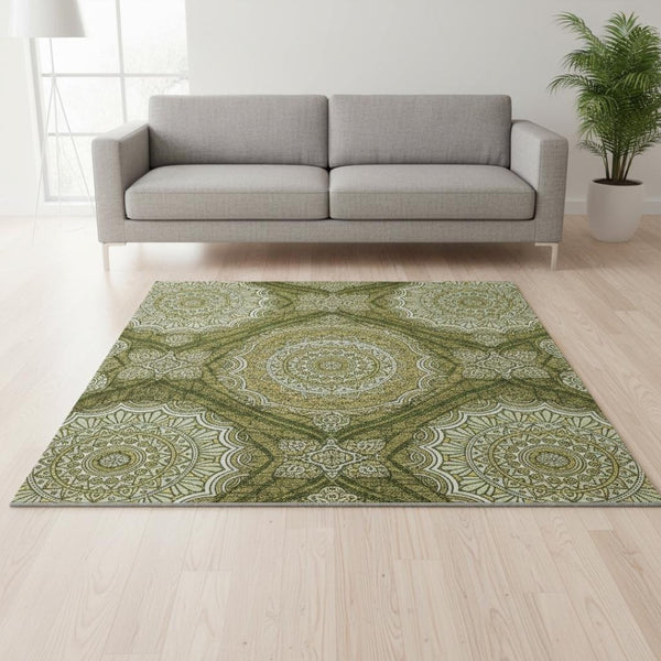 HomeRoots 5' Ogee Area Rug in Olive Green, Gold & Ivory - Washable, UV Protected, Stain Resistant & Stylish! 677102