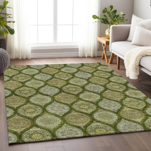 HomeRoots 5' Ogee Area Rug in Olive Green, Gold & Ivory - Washable, UV Protected, Stain Resistant & Stylish! 677102