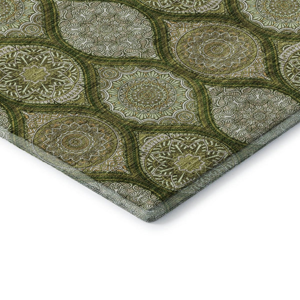 HomeRoots 8' Olive Green Ogee Washable Round Rug with UV Protection - Stain-Resistant, Family-Friendly Design 677103