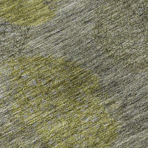 HomeRoots 8' Gray Lime Green and Silver Abstract Washable Round Rug - UV Protected, Stain Resistant & Durable! 677168