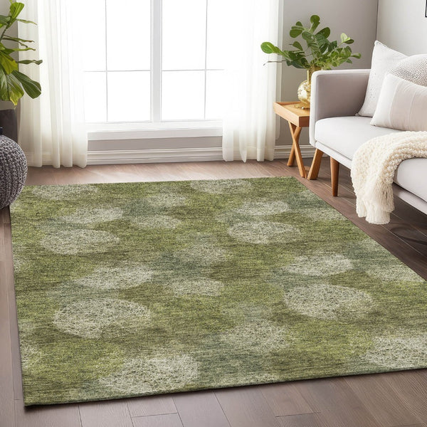 HomeRoots 8' X 10' Green and Ivory Abstract Area Rug - Stylish, Washable, UV-Protected for High-Traffic Spaces 677175