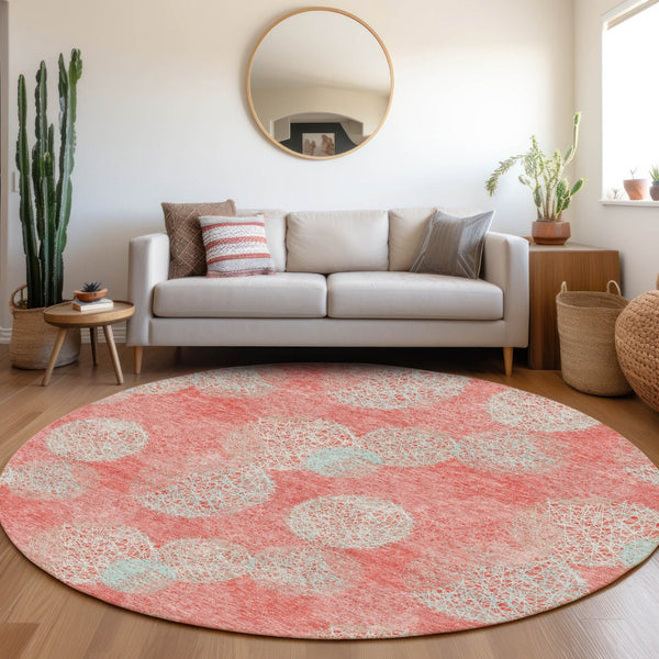 HomeRoots 8' Salmon and Ivory Abstract Round Rug – Washable, UV Protected, Stain Resistant for Everyday Use! 677204
