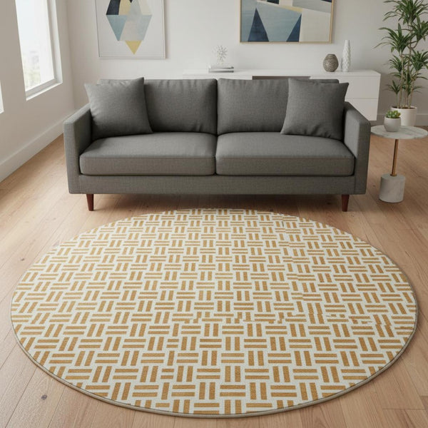 HomeRoots 8' Copper And Ivory Geometric Round Rug - Washable, UV Protected, Durable, Ideal for High-Traffic Areas 677228