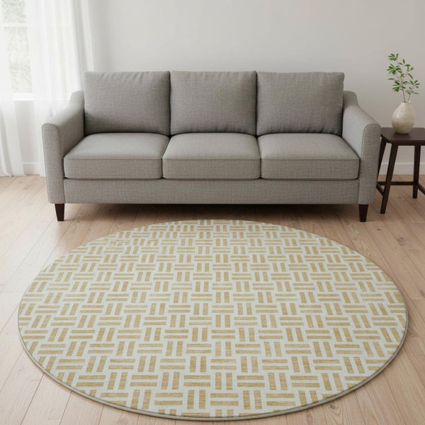 HomeRoots 8' Gold and Ivory Geometric Round Rug - Washable, UV-Protected, Durable for Modern Living Spaces 677240