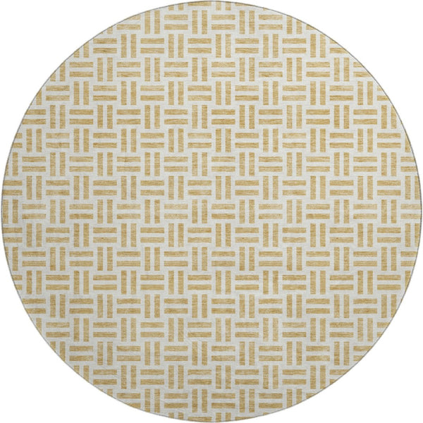 HomeRoots 8' Gold and Ivory Geometric Round Rug - Washable, UV-Protected, Durable for Modern Living Spaces 677240