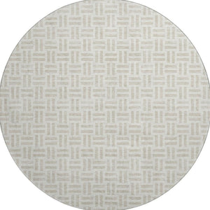 HomeRoots 8' Stylish Ivory and Beige Geometric Round Rug with UV Protection - Durable, Washable, and Stain-Resistant! 677252