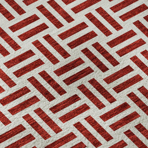HomeRoots 8' Red Geometric Washable Round Rug with UV Protection - Stylish, Durable, and Easy-Care for Homes! 677270