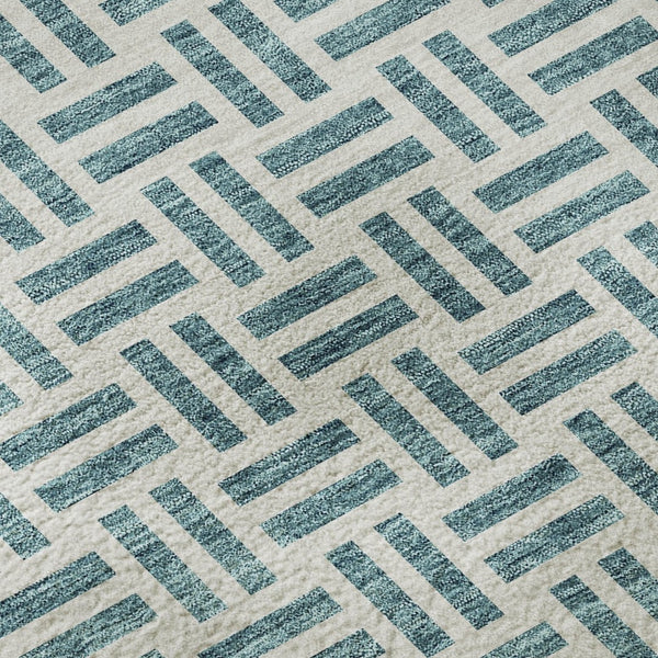 HomeRoots 8' Teal And Ivory Geometric Round Rug – Stylish, Washable, UV-Protected, Perfect for High-Traffic Areas 677282