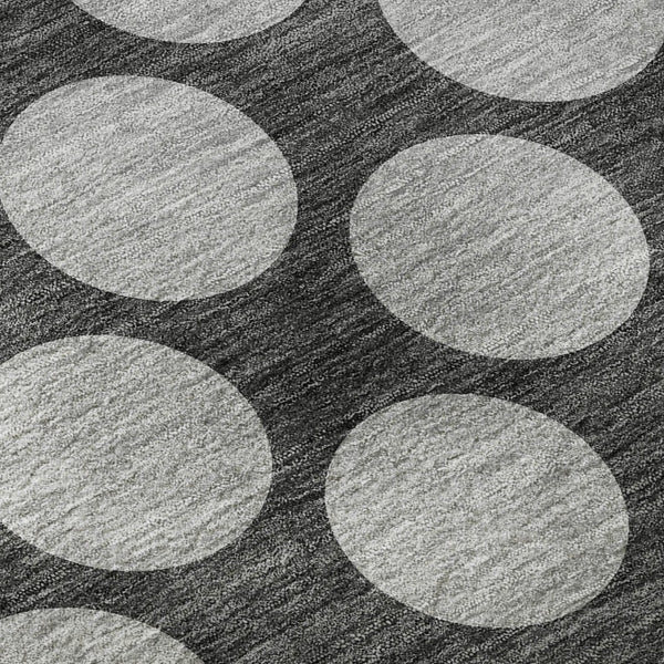 HomeRoots 8' Charcoal and Gray Polka Dot Washable Round Rug - Stylish, Durable, UV Protected for Any Space! 677384