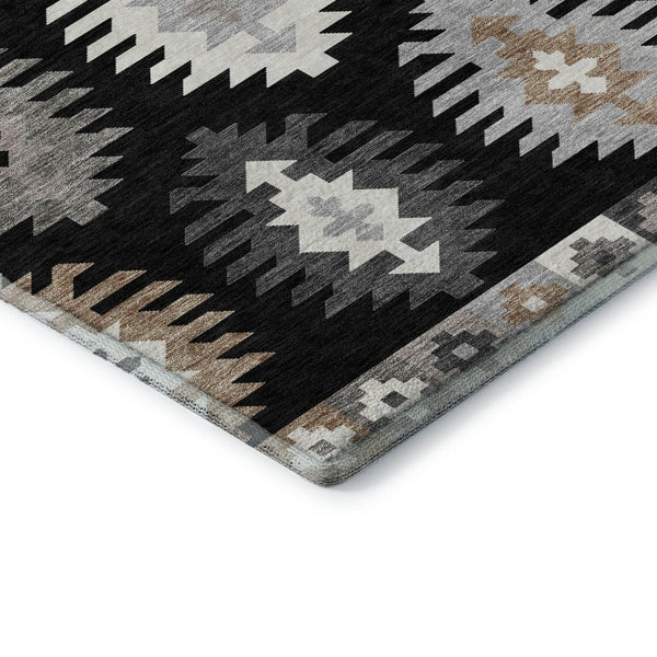 HomeRoots 5' X 8' Black Ivory Gray Southwestern Area Rug - Washable, UV Protected, Durable for Busy Homes 677605