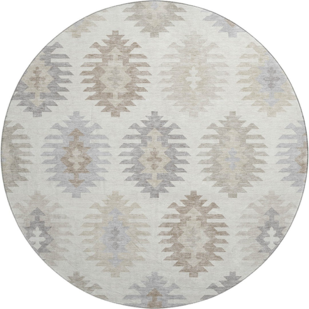 HomeRoots 8' Southwestern Washable Round Rug in Ivory, Beige & Gray - UV Protected, Stain Resistant & Durable 677630