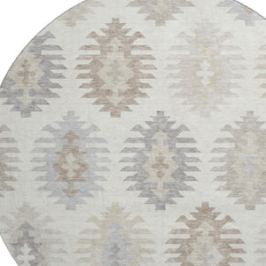 HomeRoots 8' Southwestern Washable Round Rug in Ivory, Beige & Gray - UV Protected, Stain Resistant & Durable 677630