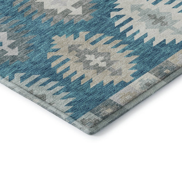 HomeRoots 8' Teal Ivory Gray Southwestern Round Rug - Durable, Washable, UV-Protected for High-Traffic Areas 677666