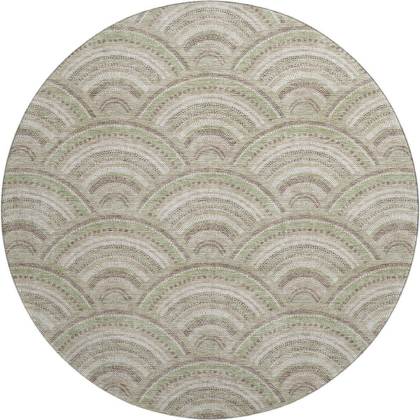 HomeRoots 8' Taupe and Ivory Geometric Round Washable Rug - Stain Resistant, UV Protected, Modern Design! 677726