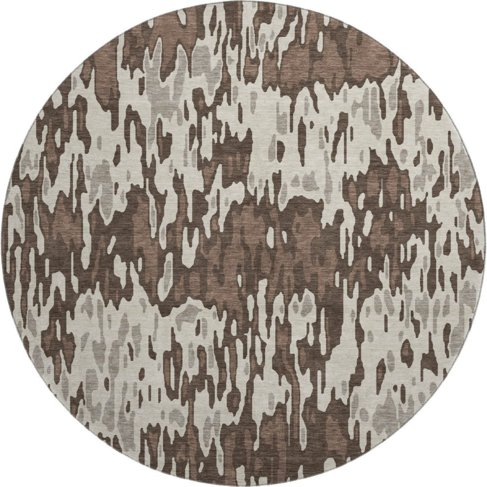 HomeRoots 8' Brown Ivory and Taupe Striped Washable Round Rug – UV Protected, Stain Resistant, Easy Care! 677786
