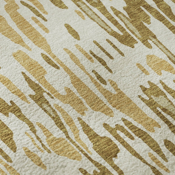 HomeRoots 8' Washable Round Rug in Wheat Beige & Gold Stripes – UV Protected, Durable, and Stain-Resistant Design 677846