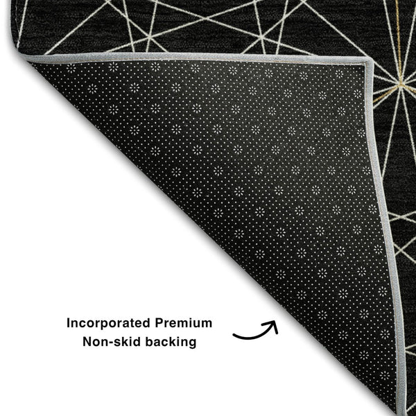 HomeRoots 8' Black And Ivory Geometric Round Rug - Washable, UV Resistant, Stylish for High-Traffic Areas 677852
