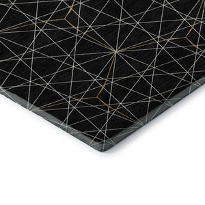 HomeRoots 8' Black And Ivory Geometric Round Rug - Washable, UV Resistant, Stylish for High-Traffic Areas 677852