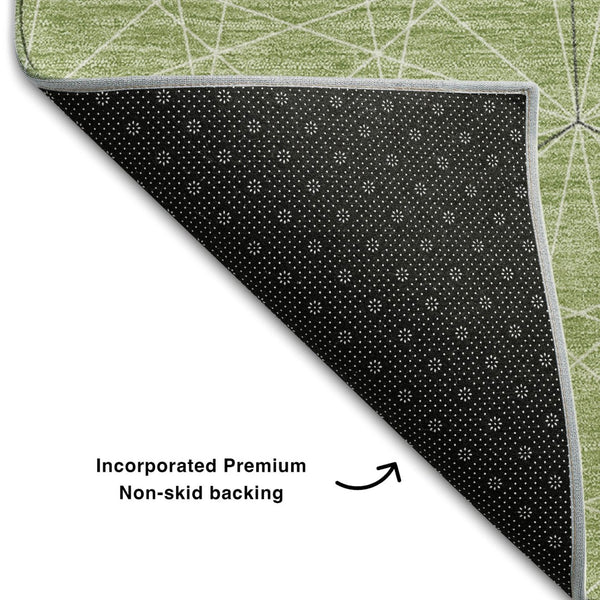 HomeRoots 8' Green and Ivory Geometric Round Rug - Washable, UV-Protected, Durable Design for Modern Spaces 677864