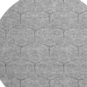 HomeRoots 8' Gray and Silver Geometric Round Rug - Washable, Stain Resistant, UV Protected for Modern Spaces 677876