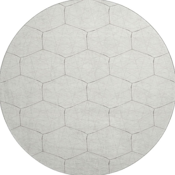 HomeRoots 8' Ivory And Brown Geometric Round Rug - Washable, UV Protected, Durable for Indoor & Outdoor Use 677882