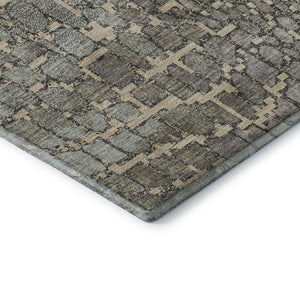 HomeRoots 8' Washable Round Rug in Beige, Taupe & Ivory - Stylish Geometric Design with UV Protection & Durability 677954