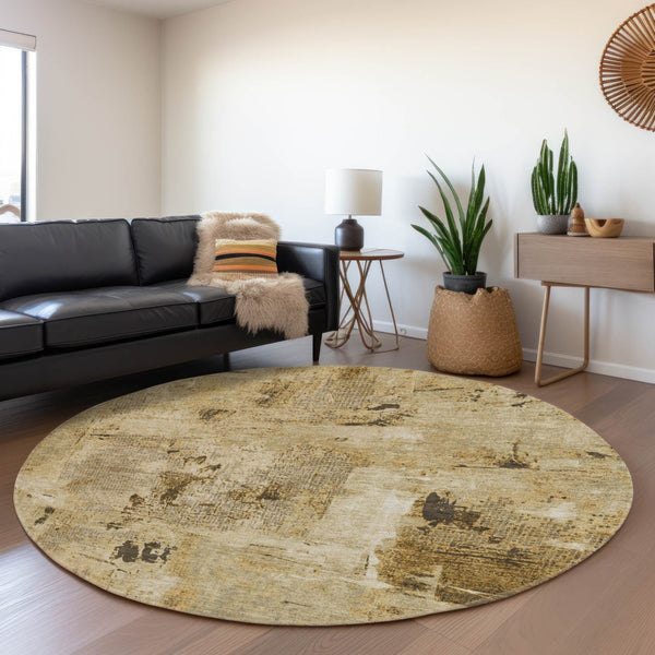 HomeRoots 8' Beige Abstract Washable Round Rug with UV Protection – Durable, Stylish, Ideal for High-Traffic Areas 677972