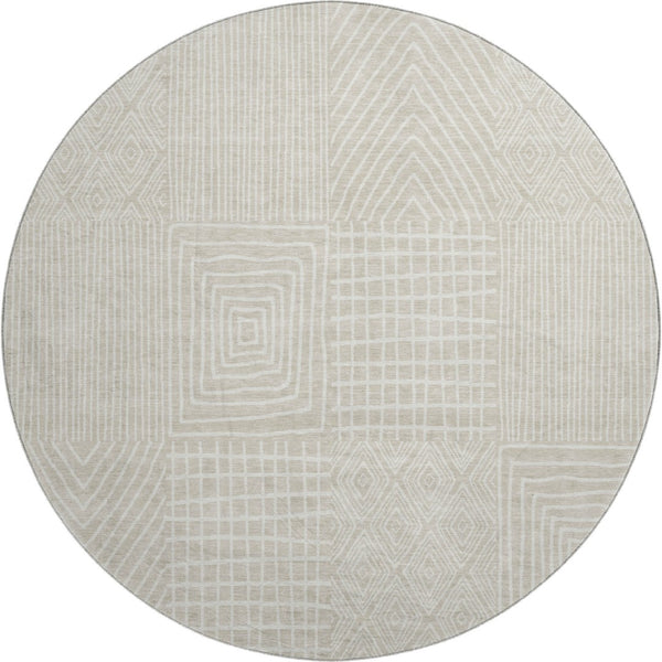 HomeRoots 8' Washable Beige and Ivory Geometric Round Rug – Durable, UV-Protected, Perfect for High-Traffic Areas 678032