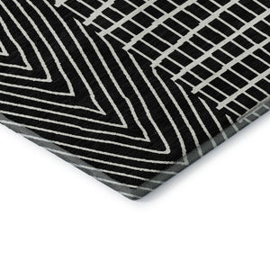 HomeRoots 8' Black and Ivory Geometric Washable Round Rug - Durable, Stylish, UV-Protected for Family Spaces 678038