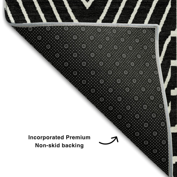 HomeRoots 10' X 14' Black And Ivory Geometric Area Rug - Stylish, Washable, Stain-Resistant & UV Protected! 678041