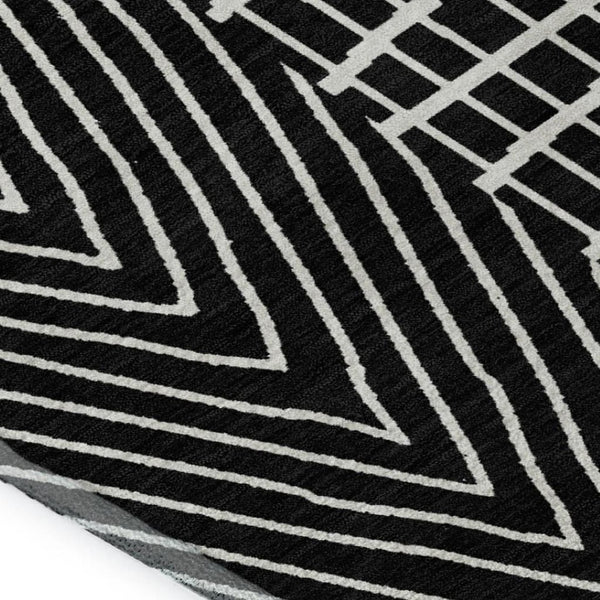 HomeRoots 10' X 14' Black And Ivory Geometric Area Rug - Stylish, Washable, Stain-Resistant & UV Protected! 678041