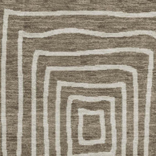 HomeRoots 8' Washable Round Rug with Brown and Beige Geometric Design, UV Protection, Stain Resistant & Non-Slip 678044
