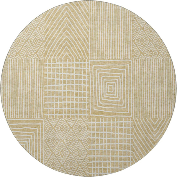 HomeRoots 8' Gold And Ivory Geometric Round Rug - Washable, UV-Protected, Stylish Design for Busy Homes 678062