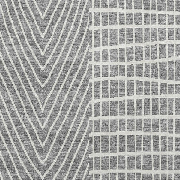 HomeRoots 8' X 10' Gray and Ivory Geometric Area Rug – Washable, UV-Protected, Stain-Resistant for Busy Homes 678069
