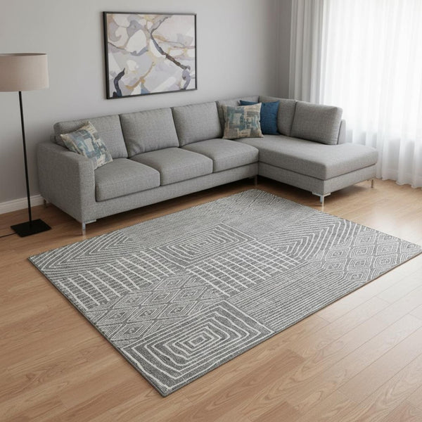 HomeRoots 10' Gray & Ivory Geometric Washable Area Rug - Stain Resistant, UV Protected for Busy Homes 678071