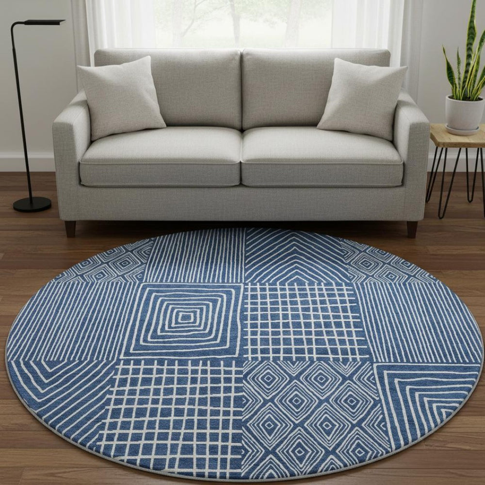 HomeRoots 8' Stylish Navy Blue and Ivory Geometric Round Rug - Washable, UV Protected, Durable for High Traffic Areas 678086