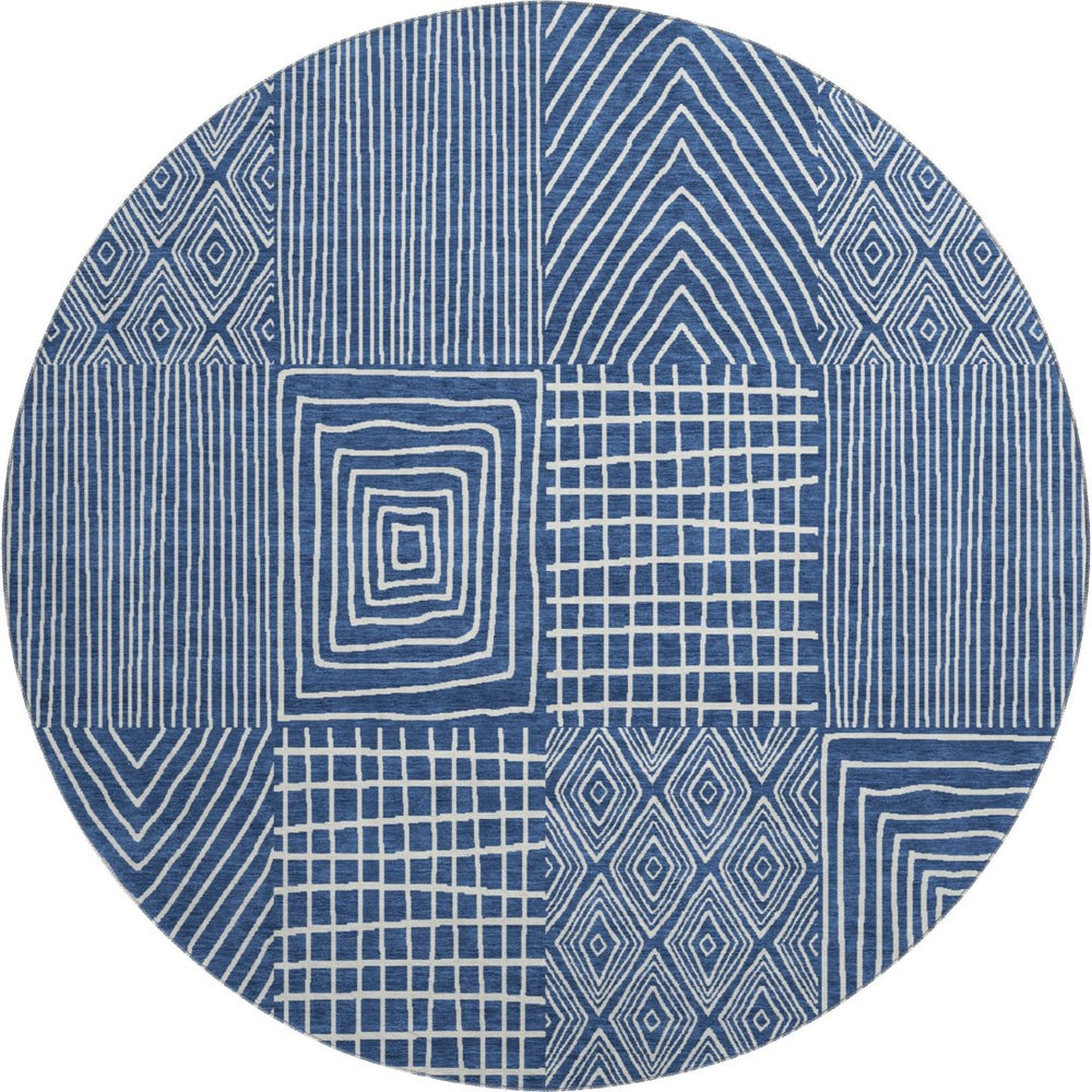 HomeRoots 8' Stylish Navy Blue and Ivory Geometric Round Rug - Washable, UV Protected, Durable for High Traffic Areas 678086