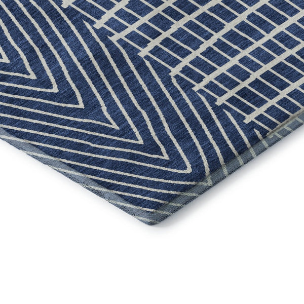 HomeRoots 8' Stylish Navy Blue and Ivory Geometric Round Rug - Washable, UV Protected, Durable for High Traffic Areas 678086