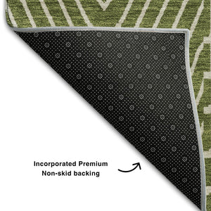 HomeRoots 5' Olive Green & Ivory Geometric Area Rug - Washable, UV Protected, Stain-Resistant for Busy Homes 678091