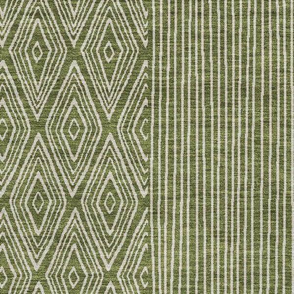 HomeRoots 5' Olive Green & Ivory Geometric Area Rug - Washable, UV Protected, Stain-Resistant for Busy Homes 678091