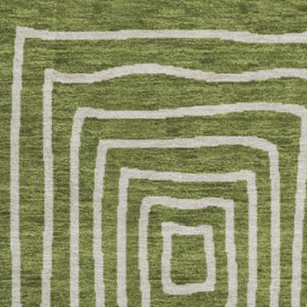 HomeRoots 8' Olive Green and Ivory Geometric Round Rug - Washable, UV-Protected, Ideal for High-Traffic Spaces 678092