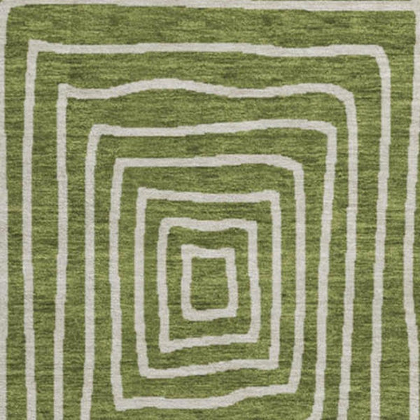 HomeRoots 8' Olive Green and Ivory Geometric Round Rug - Washable, UV-Protected, Ideal for High-Traffic Spaces 678092