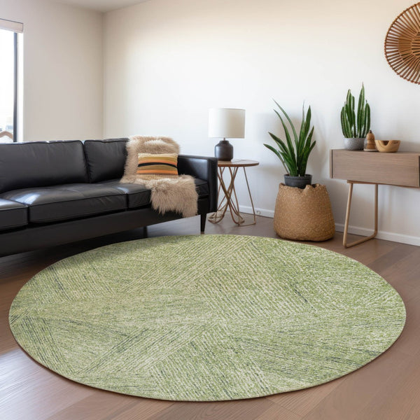 HomeRoots 8' Artichoke Green & Beige Abstract Round Rug - Washable, UV Protected, Durable for High-Traffic Areas 678116