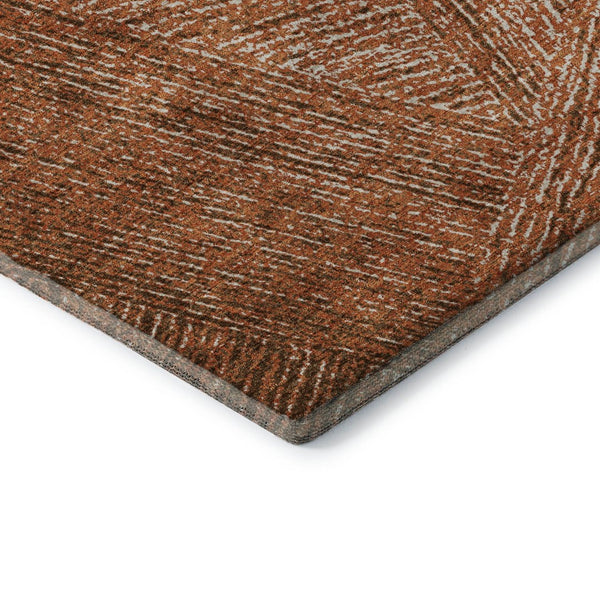 HomeRoots 8' Copper and Ivory Abstract Round Rug - Washable, UV-Protected, Modern Design for Busy Homes 678134