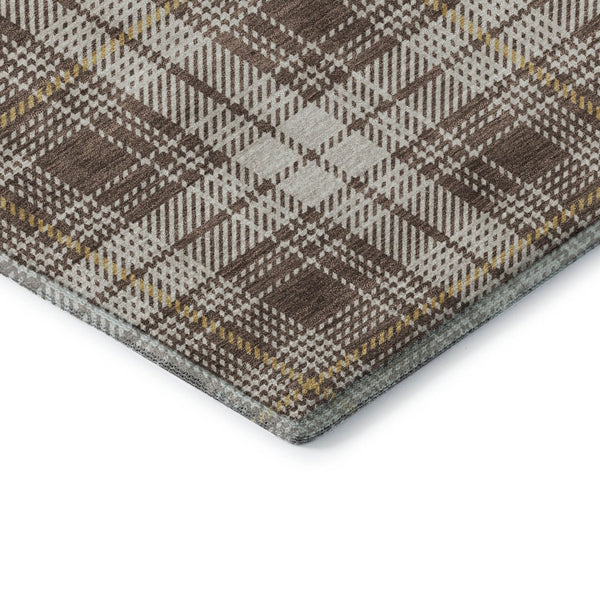 HomeRoots 8' Washable Round Rug in Brown, Ivory & Gold Plaid - UV Protected, Stain Resistant, Durable Design 678224