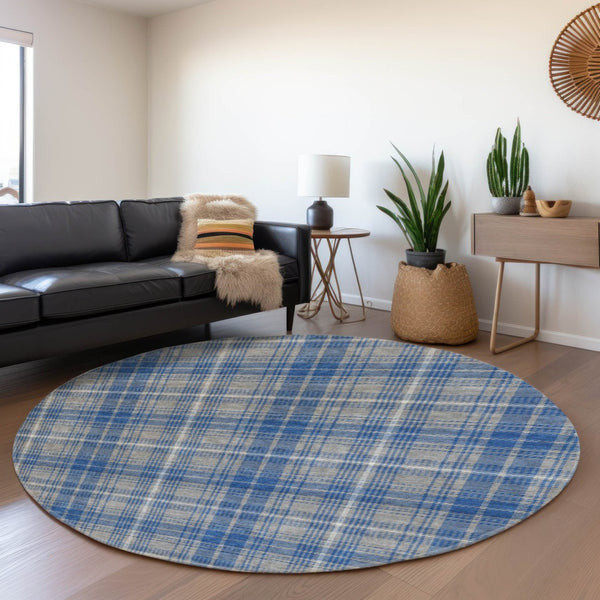 HomeRoots 8' Gray Blue and Ivory Plaid Round Rug - Washable, UV Protected, Stain Resistant for Family Spaces 678236